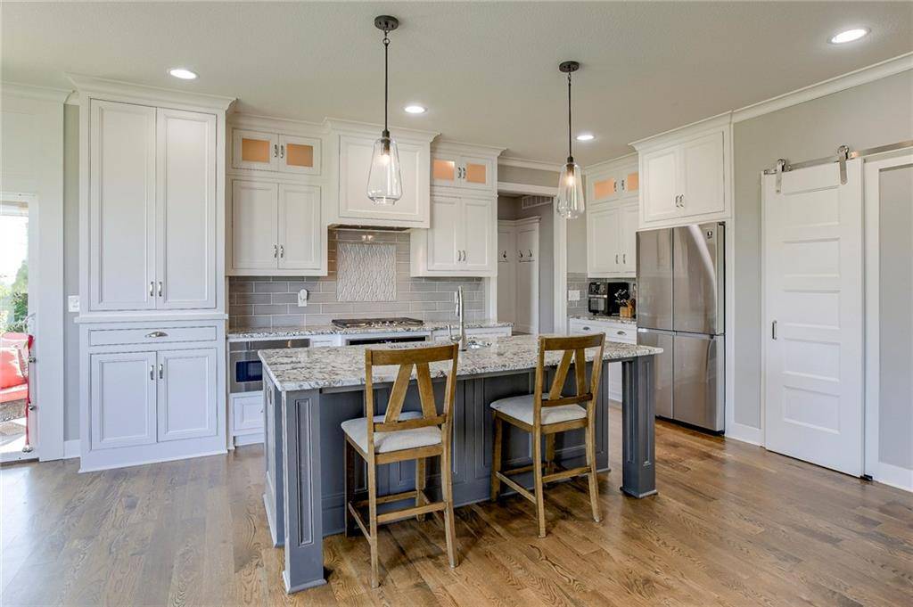 Olathe, KS 66061,20404 W 107TH PL