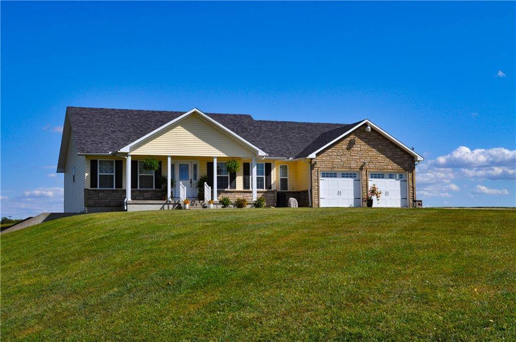 11413 Hillview DR, Savannah, MO 64485