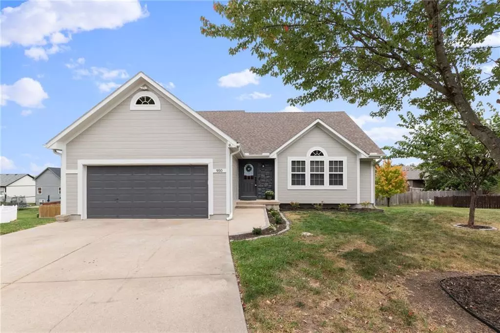 Grain Valley, MO 64029,950 NW Maplewood CT