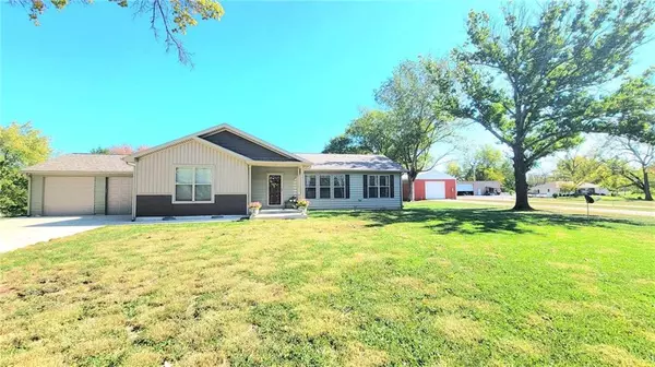 8609 Otto LN, Mound City, KS 66056