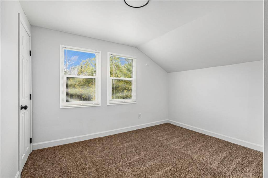 Kansas City, MO 64128,2859-6 Van Brunt ST