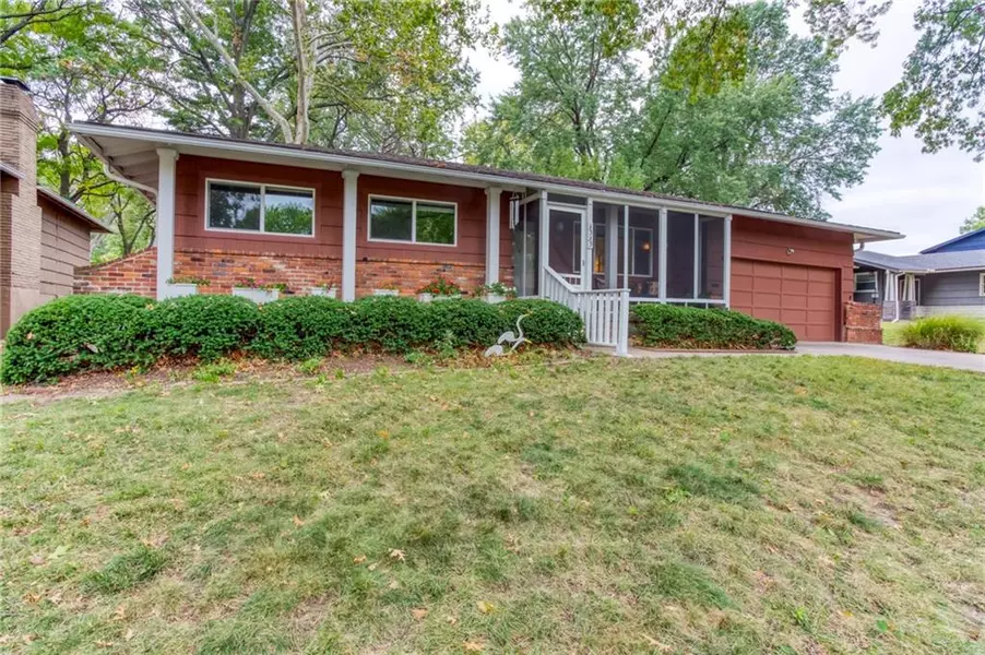 3535 W 47 PL, Roeland Park, KS 66205
