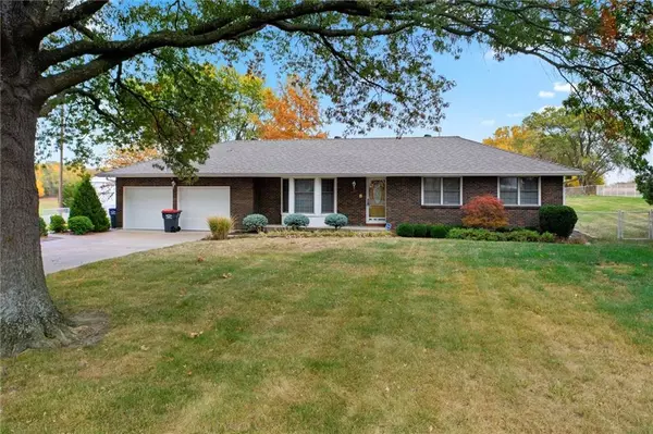 Basehor, KS 66007,1409 155th ST