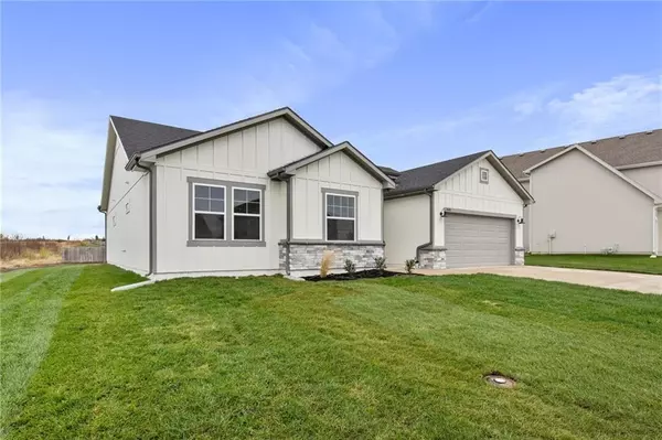 Basehor, KS 66007,1515 162nd CIR