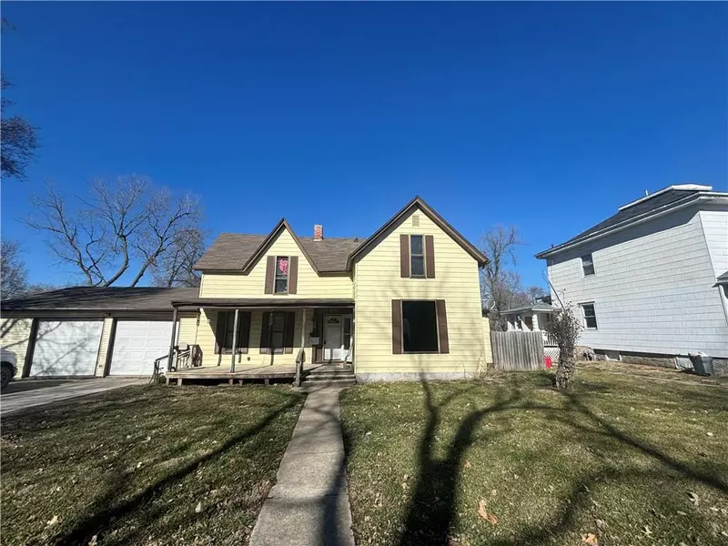 708 W 3rd ST, Cameron, MO 64429