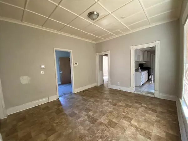 Kansas City, MO 64127,2323 Park AVE