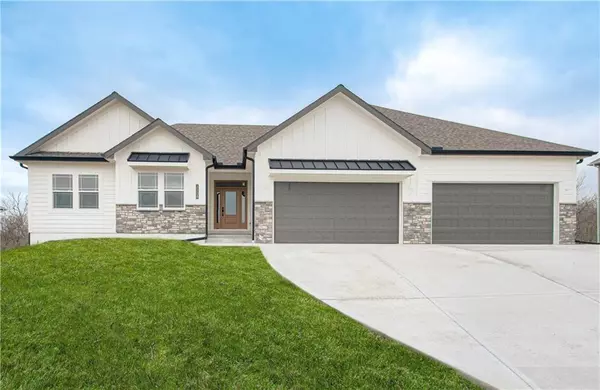 Kearney, MO 64060,2208 Foxtail DR