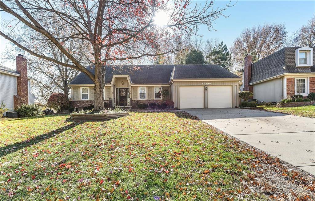 10713 W 102nd ST, Overland Park, KS 66214