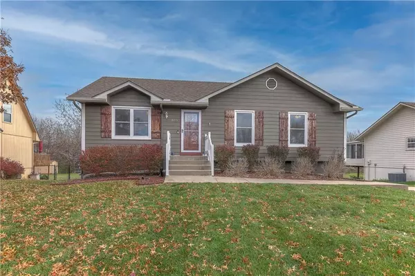 Raymore, MO 64083,809 S Park DR