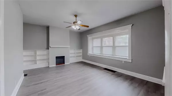 St Joseph, MO 64501,2320 Felix ST