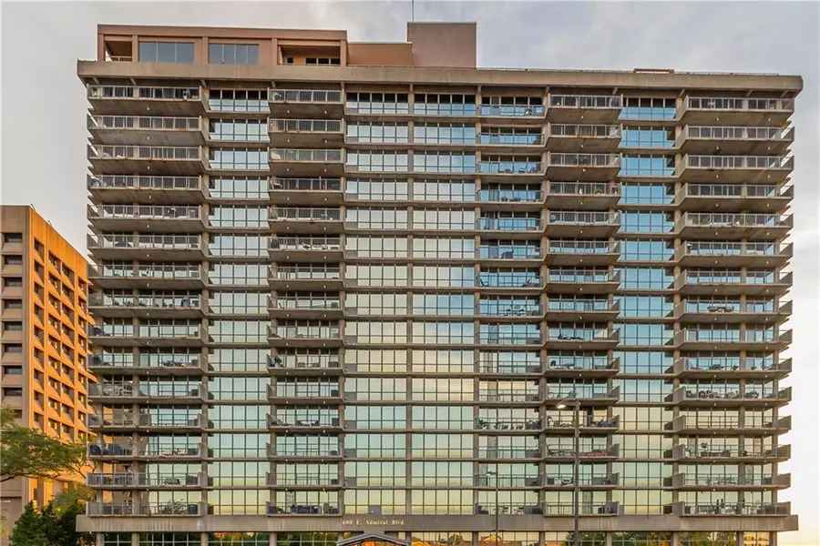 600 Admiral BLVD #902, Kansas City, MO 64106