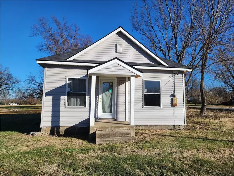 118 S Oak ST, Mulberry, KS 66756