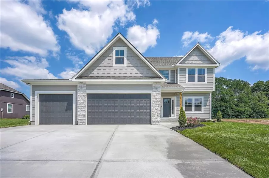 13904 E 54 TER, Kansas City, MO 64133