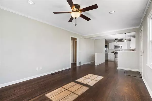 Roeland Park, KS 66205,5434 Sherwood DR