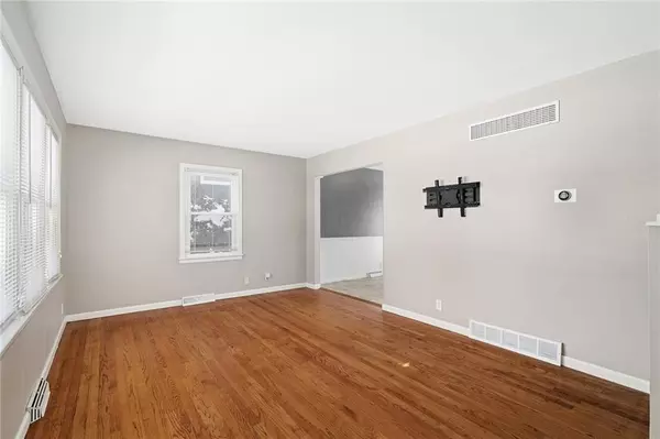 Kansas City, MO 64114,8314 Jarboe ST