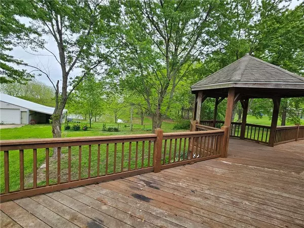 Independence, MO 64058,2313 N Whitney RD