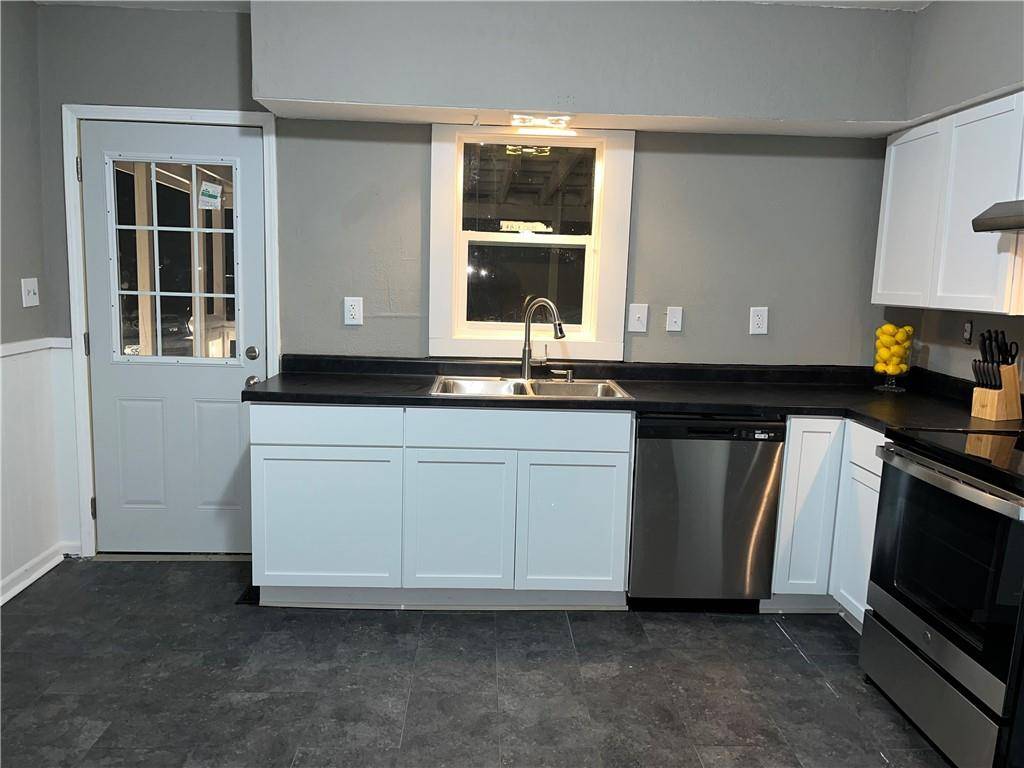 Lexington, MO 64067,1835 Oneida ST