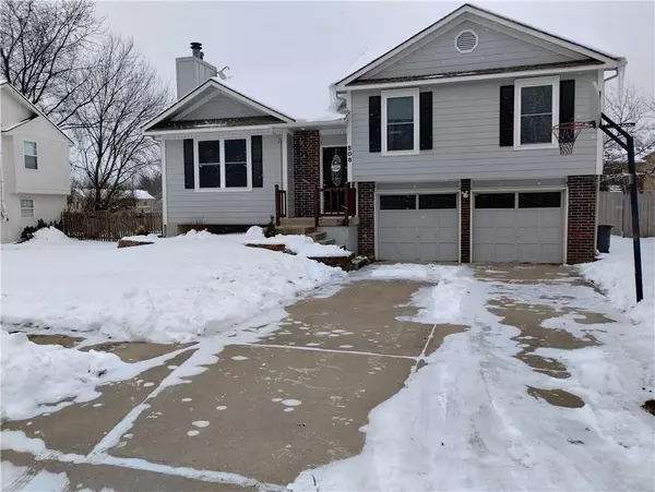 Greenwood, MO 64034,508 Woodson LN