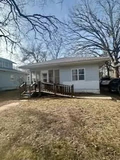 Nevada, MO 64772,1233 N Cedar ST