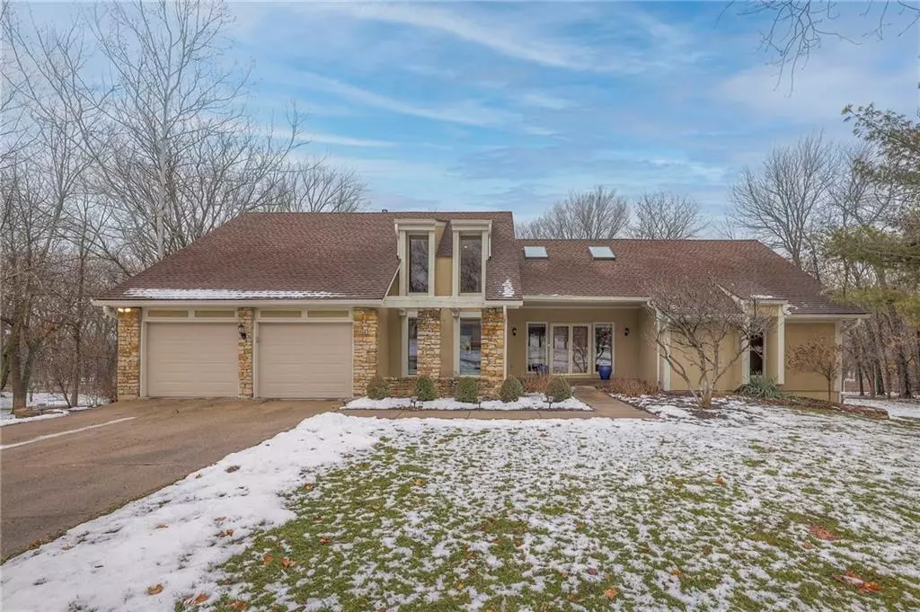 Overland Park, KS 66224,15463 Overbrook LN