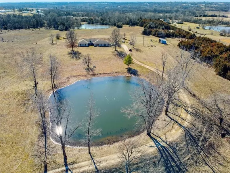 21521 Cantrell RD, Linwood, KS 66052