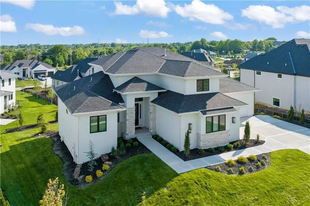 Overland Park, KS 66221,10657 W 142nd ST