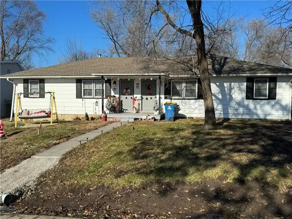 Kearney, MO 64060,202-204 E Major ST