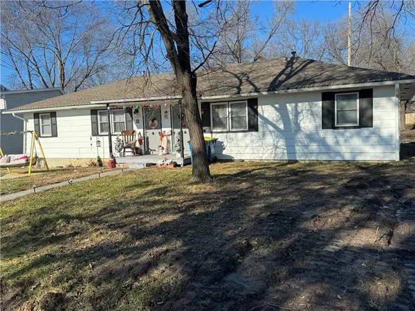 Kearney, MO 64060,202-204 E Major ST