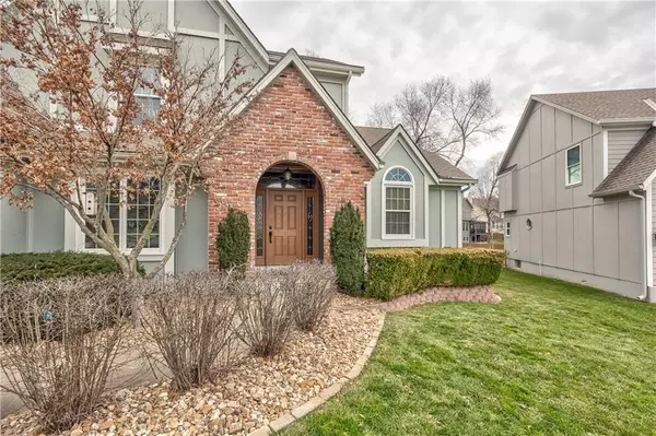 Overland Park, KS 66213,12938 Carter ST