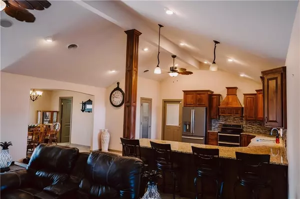 Iola, KS 66749,1251 Bennett ST