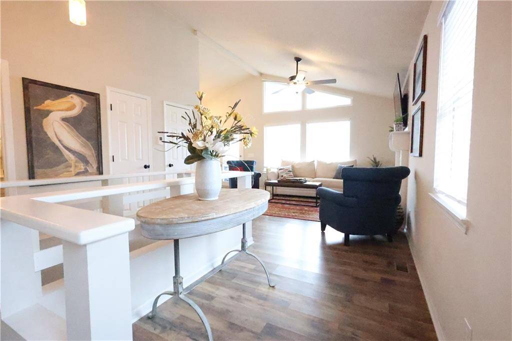 69 Jon Don CIR, Sunrise Beach, MO 65079