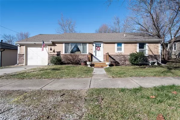 309 E 3rd ST, Wellsville, KS 66092