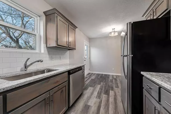 Bonner Springs, KS 66012,121 Kindred AVE