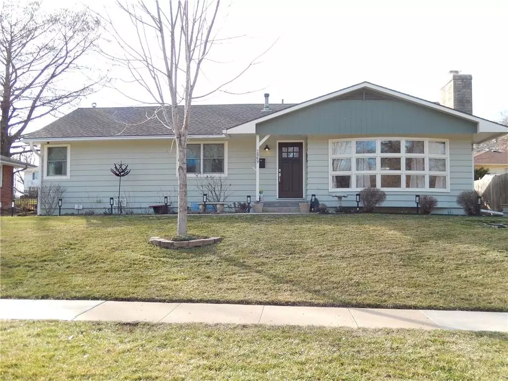 Topeka, KS 66611,2869 SW College CT