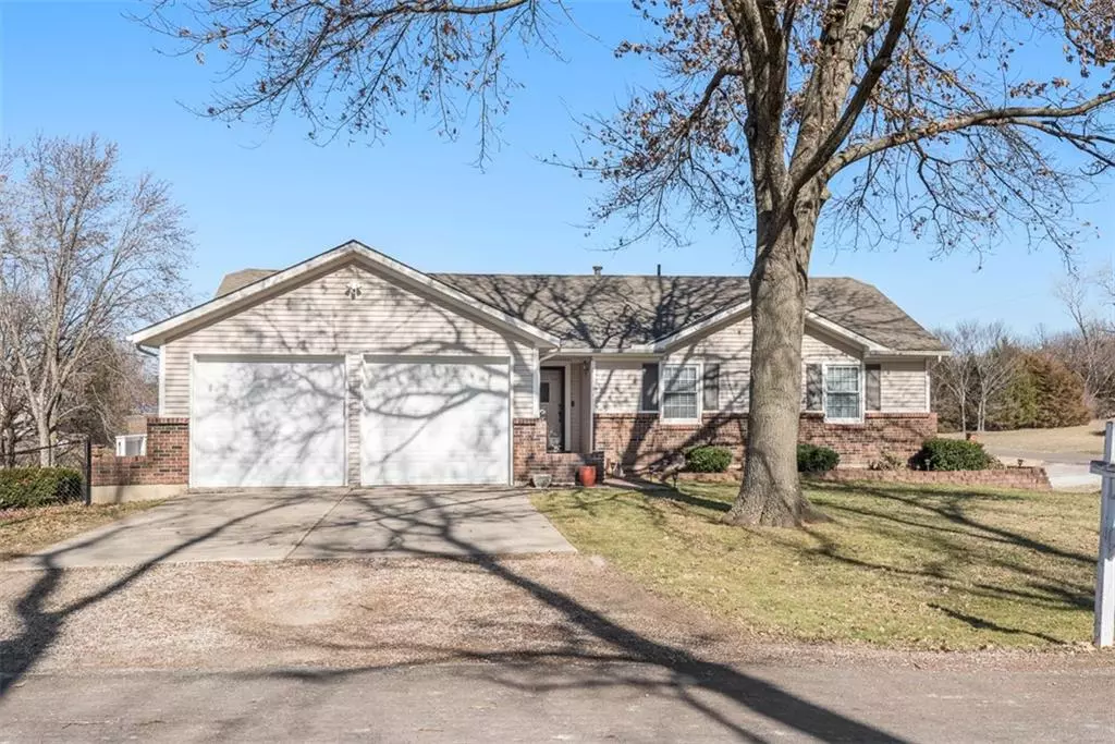 Linwood, KS 66052,18458 Ridge DR