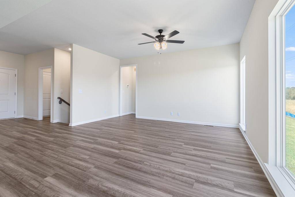 Raymore, MO 64083,2106 Creek View LN