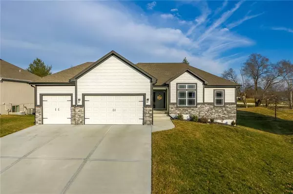 Kearney, MO 64060,2209 Greenfield CT