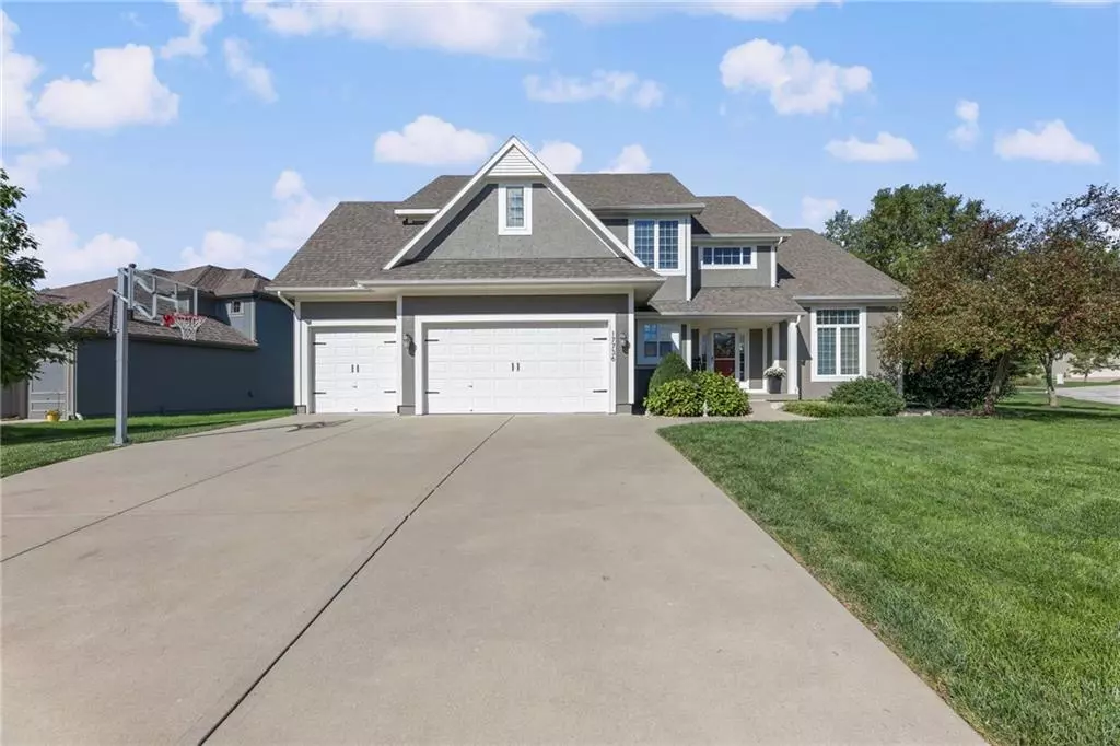 Olathe, KS 66062,17736 S Roundtree DR