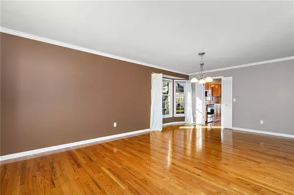 Lenexa, KS 66215,10222 Monrovia ST