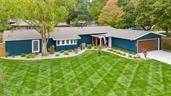 7820 Dearborn DR, Prairie Village, KS 66208