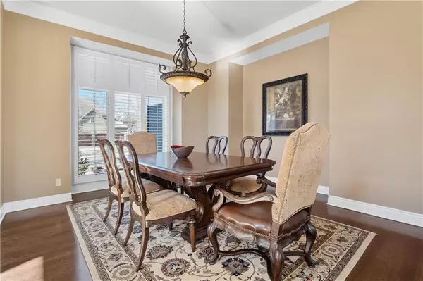 Leawood, KS 66224,14713 Sherwood ST