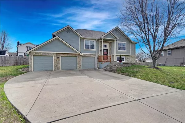 Kearney, MO 64060,707 E 18th ST