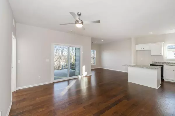 Kansas City, MO 64163,12210 N Rhode CT