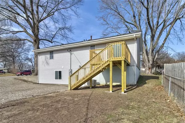 Oak Grove, MO 64075,501 20th ST