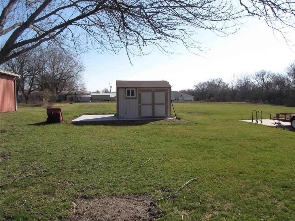 Drexel, MO 64742,950 Holmes RD