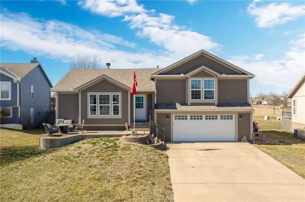 Gardner, KS 66030,962 Stone Creek CIR