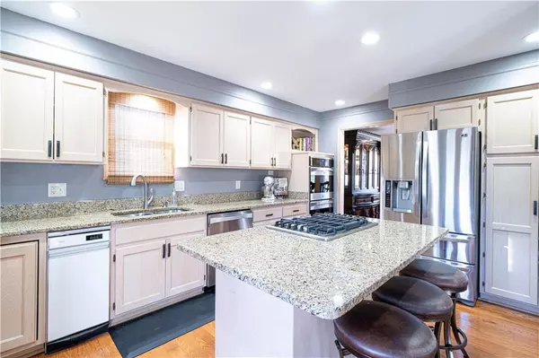 St Joseph, MO 64506,4710 Brookwood TER