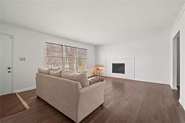 Kansas City, MO 64114,9516 Wyandotte ST