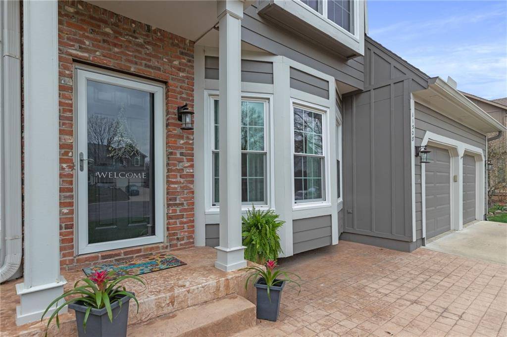 Overland Park, KS 66210,11508 Noland ST