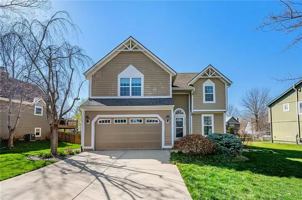 15512 Foster ST, Overland Park, KS 66223